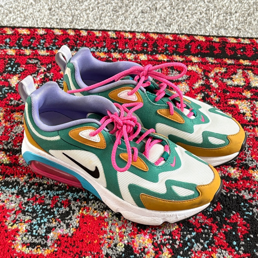 Nike Air Max 200 ‘Mystic Green’ Sneakers
